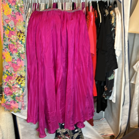 Anthropologie, NWT - Silk Fushia Skirt with delicate beaded waist, Sz M ($258) - Picture 6 of 9